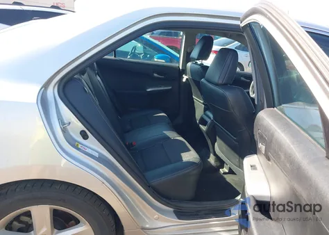 2012 Toyota Camry Se z USA, uszkodzony, nr VIN 4T1BF1FK2CU608147